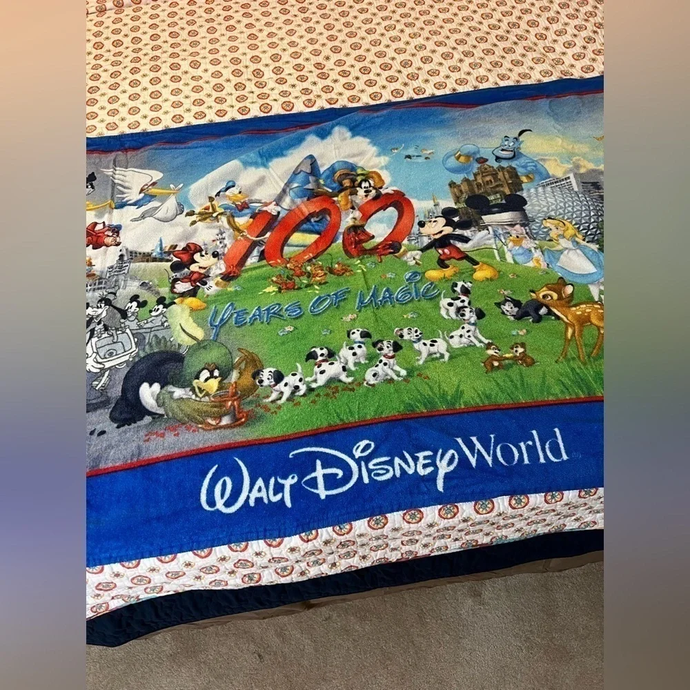 Vintage 2001 Walt Disney World 100 Years of Magic Beach Pool Towel 62 x 32